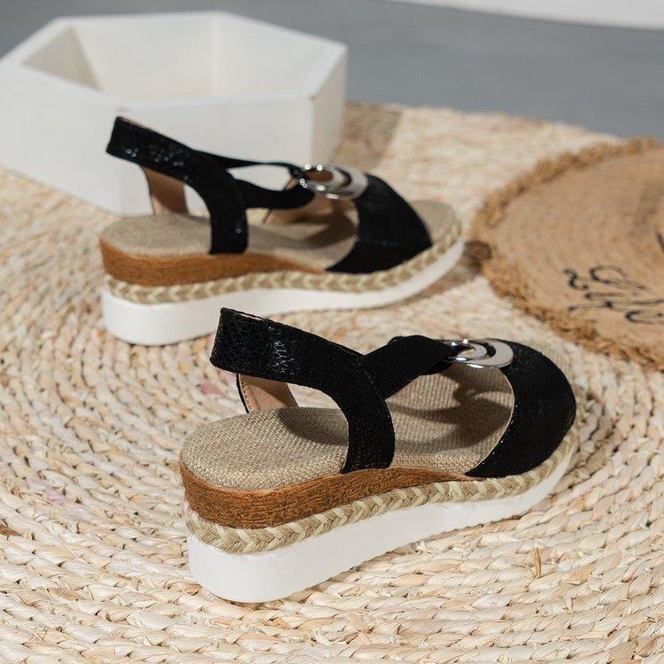Wedge Sandals with Decorative Ring in 7 Colors