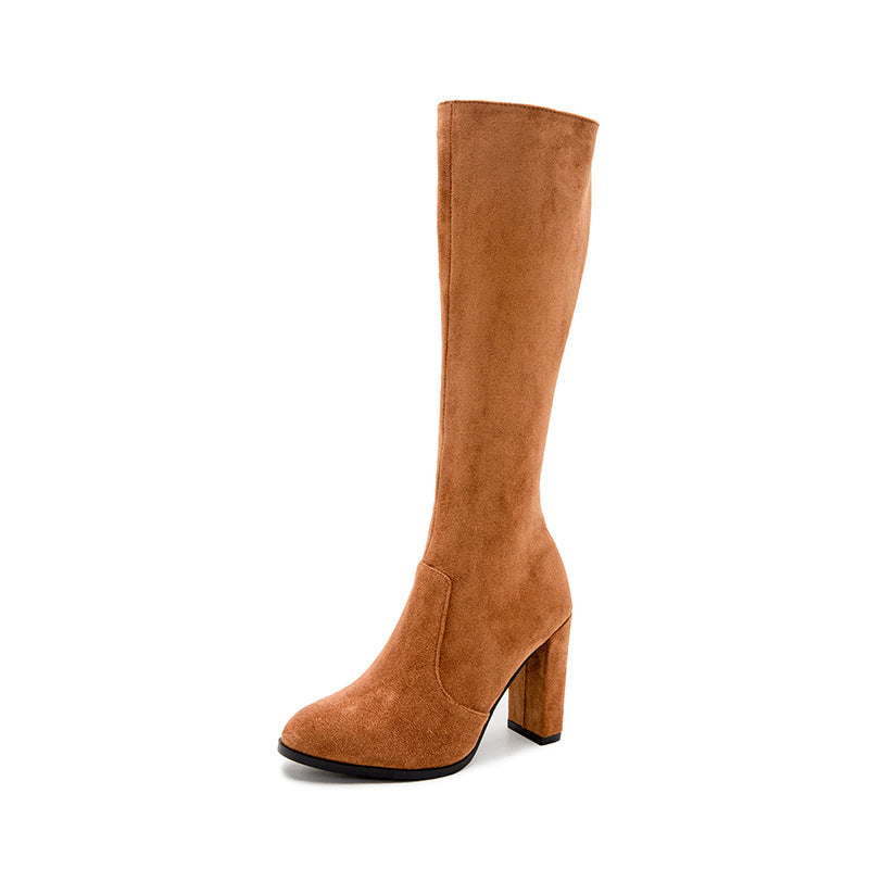Bottes hautes en daim à talons carrés