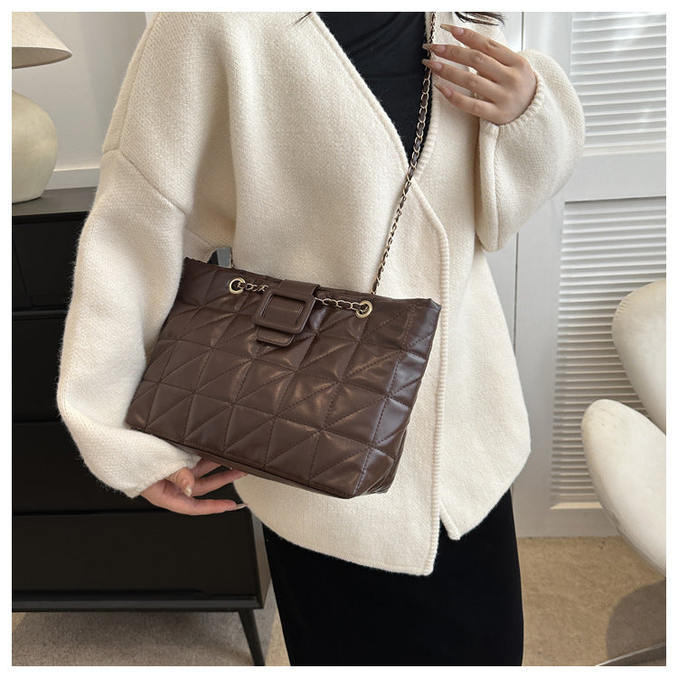 Rhombus Shoulder Bag with Chain Strap in 4 Colors