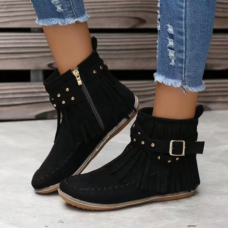 Flat Sole Suede Ankle Boots With Rivets and Tassels