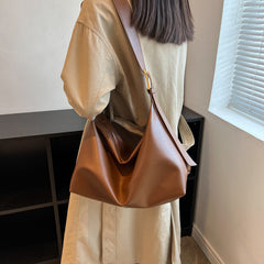 Shoulder Bag with Adjustable Shoulder Strap in 5 Colors