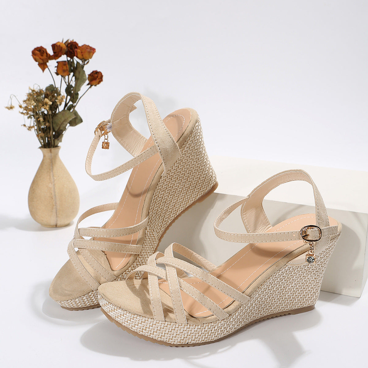 Strappy High Wedge Sandals in 2 Colors