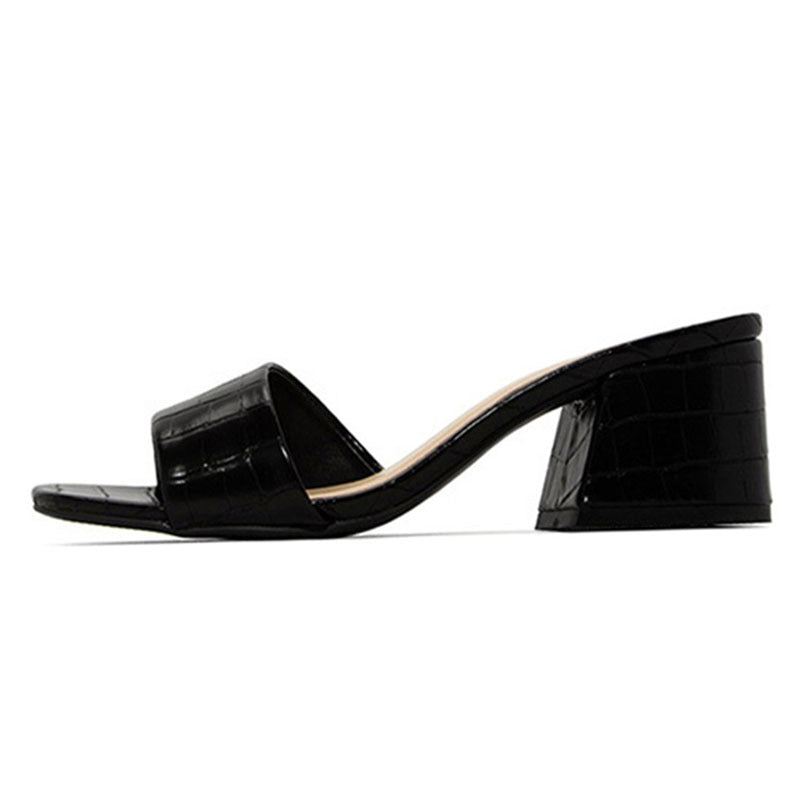 Thick Heel Sandals in 3 Colors