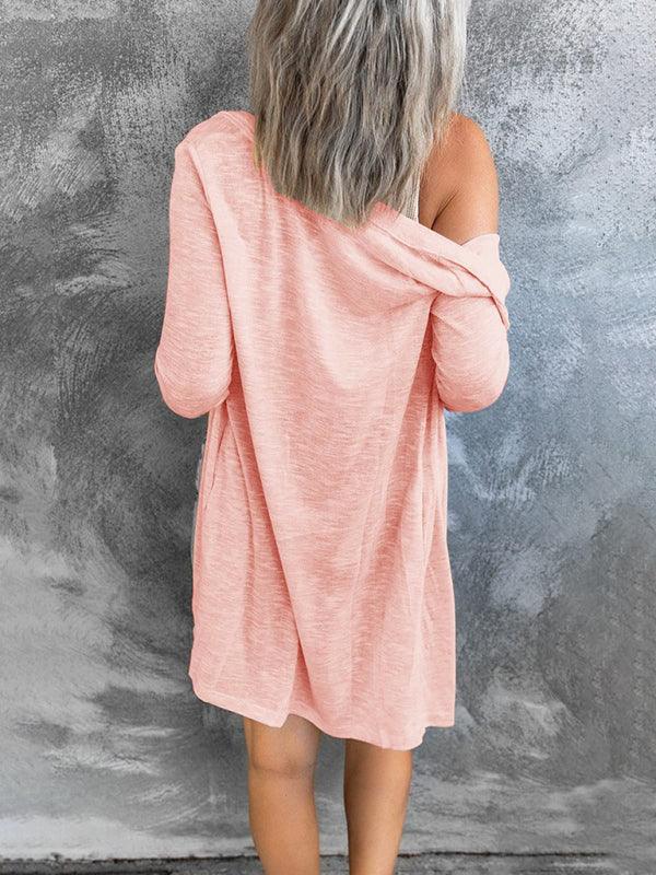 Leichte Strickjacke mit langen Ärmeln und Knopfleiste vorne