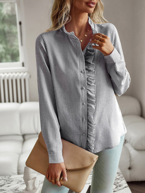 Langärmlige Bluse mit Rüschen und Knöpfen